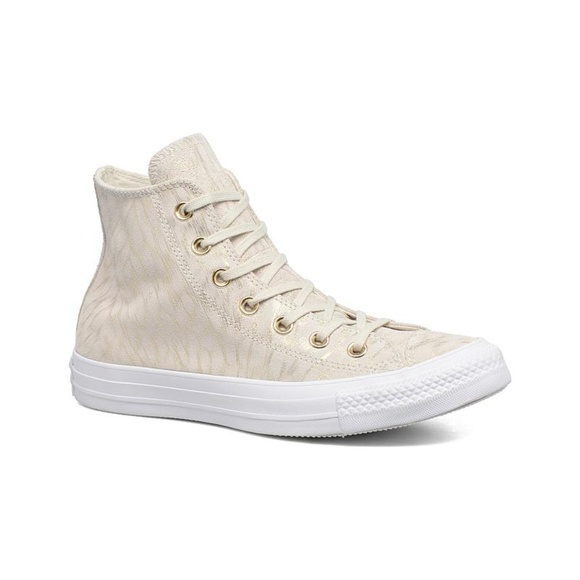 New Converse Chuck Taylor All Star Sneakers - Picture 2 of 8